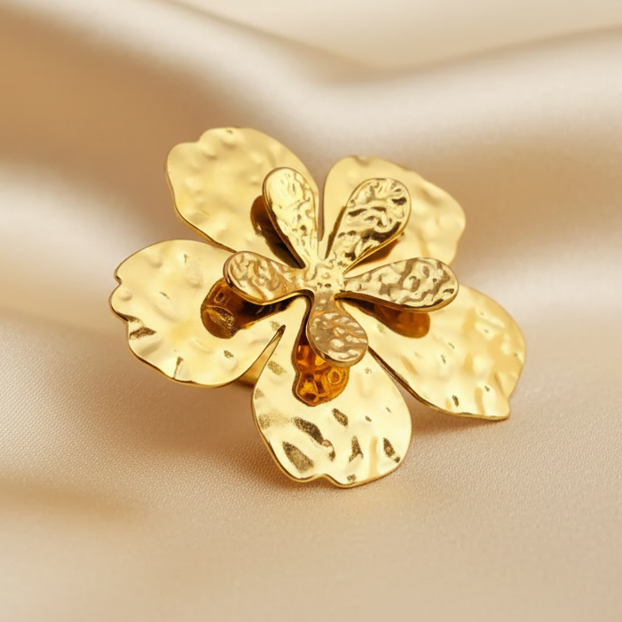 Bague dorée ajustable en acier inoxydable, martelée, ornée d’une grande fleur et d’une petite fleur superposées, style bohème et tendance