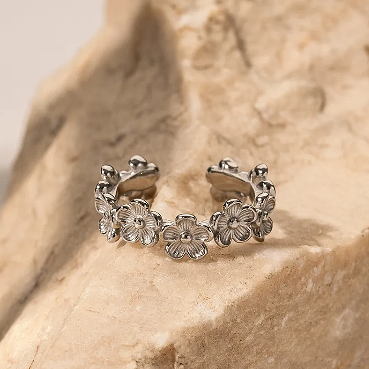 Bague BELLA – Fleurs dorées ou argentées en acier inoxydable