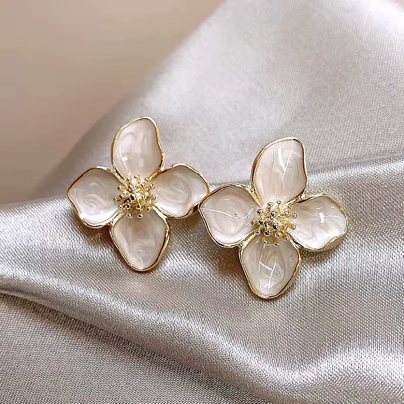 Boucles d’oreilles grande fleur pour femme en alliage de zinc et émail blanc, 2,5 cm, style bohème