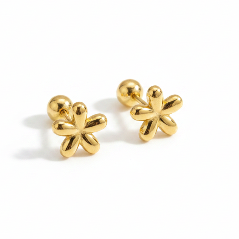 Boucles d’oreilles petite fleur étoile en acier inoxydable doré, puces 8 mm avec fermoirs boules.