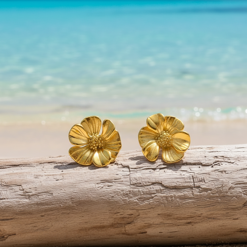 Boucles d'oreilles fleur marguerite stylisée en acier inoxydable doré, puce 2,5 cm.