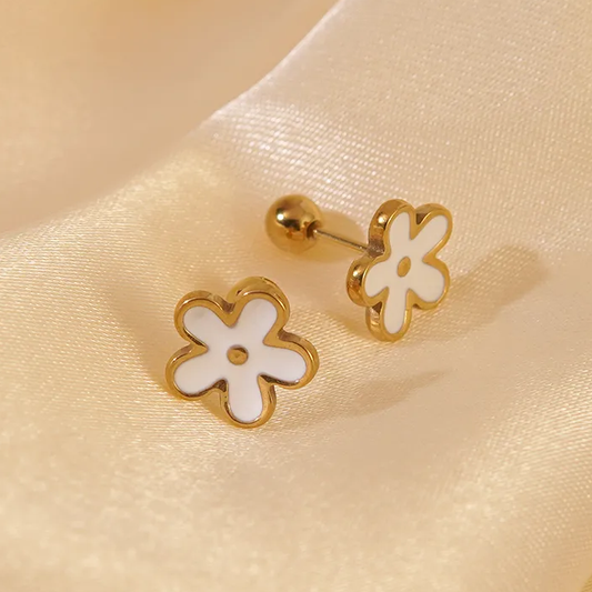 Boucles d’oreilles enfant fleur émail blanc en acier inoxydable doré, puces 9 mm avec fermoirs boules, bijoux fille