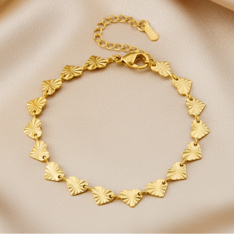 Bracelet doré femme en acier inoxydable avec maillons en forme de cœur, bijou tendance, élégant et ajustable
