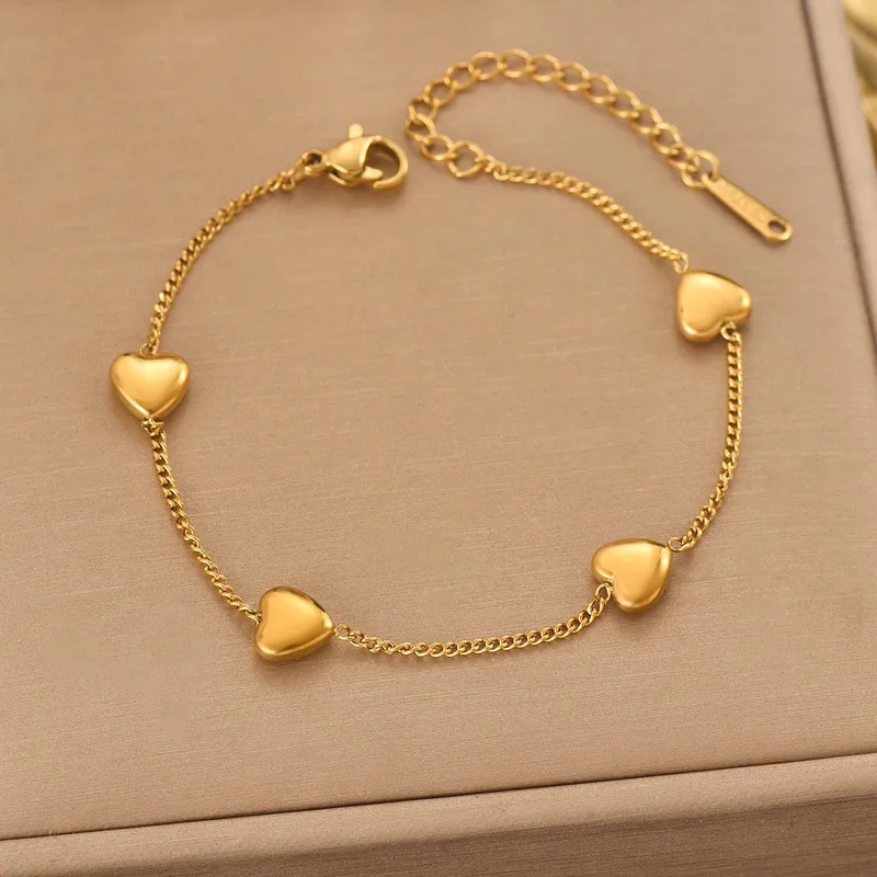 Bracelet Coeurs LIORA en acier inoxydable doré
