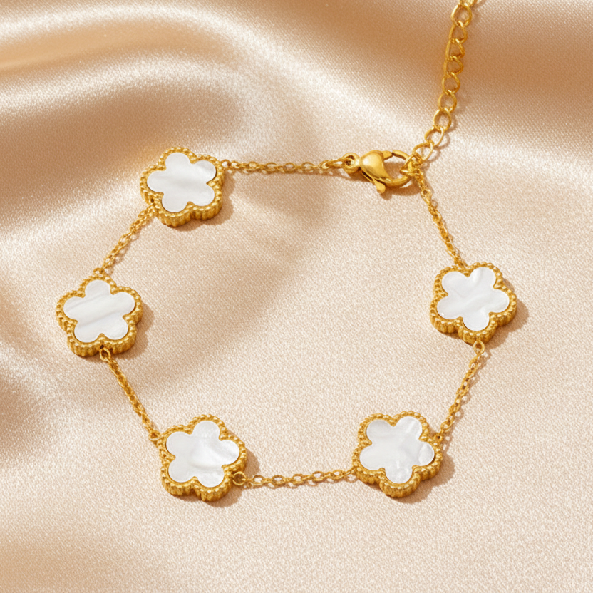 Bracelet doré femme en acier inoxydable, 5 petites fleurs blanches, bijou bohème chic