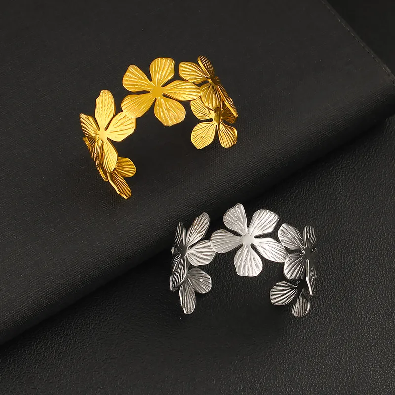 Bracelet manchette Fleurs SACHA – Acier chirurgical doré ou argenté