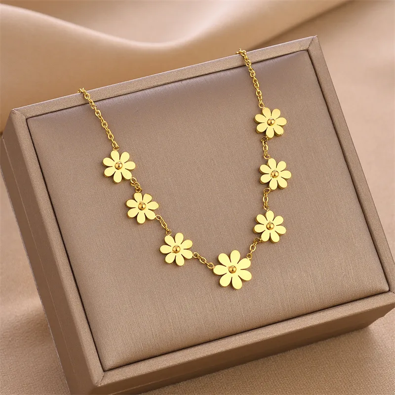 Collier Fleurs EDEN en acier chirurgical doré