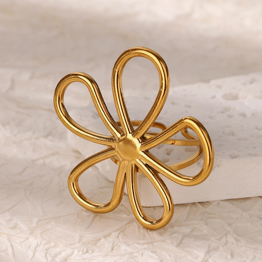 Bague HENRIETTE – Grande fleur dorée en acier inoxydable