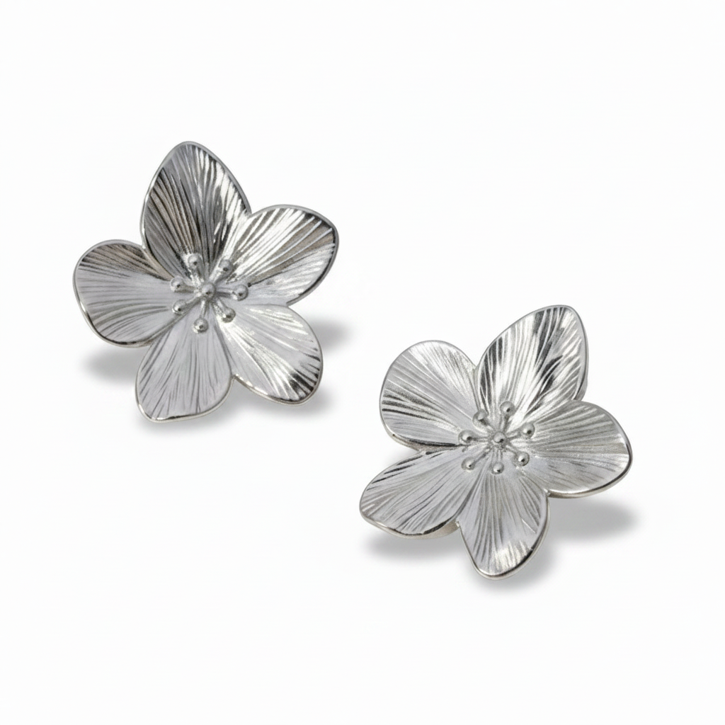Boucles d'oreilles grande fleur en acier inoxydable argenté.