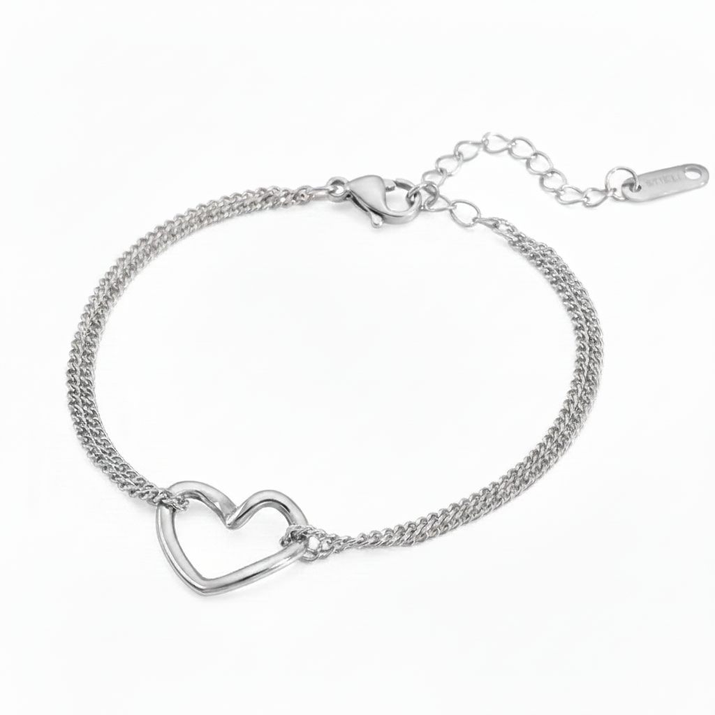 Bracelet argenté en acier inoxydable 316L à double chaîne fine maille gourmette orné d'un coeur ajouré.