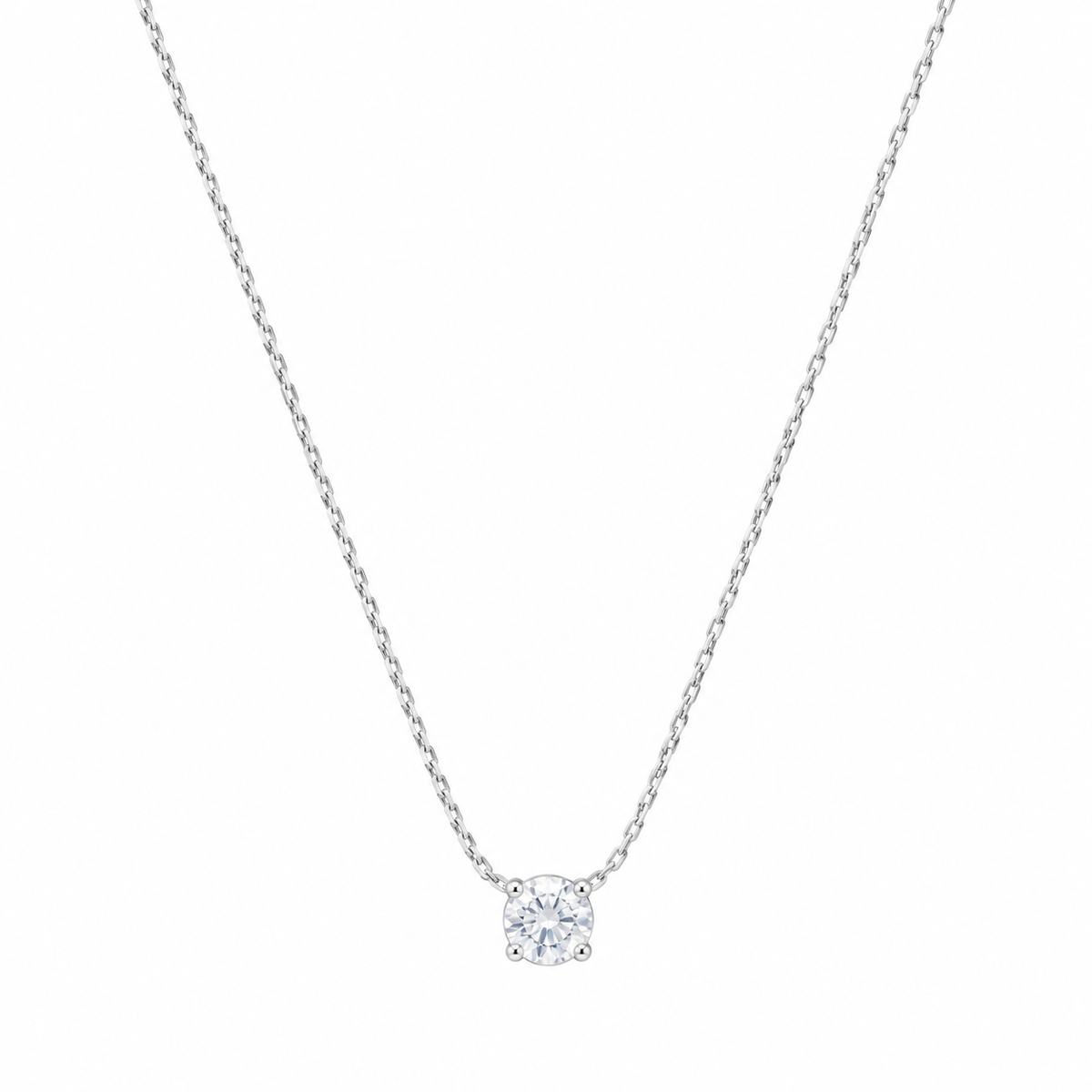 Collier en acier inoxydable 316L argenté à chaîne ultra fine maille bambou orné d'un pendentif rond en zircon blanc.