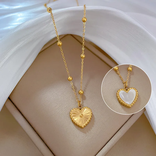 Collier pendentif Coeur DARLING – Acier chirurgical doré et nacre