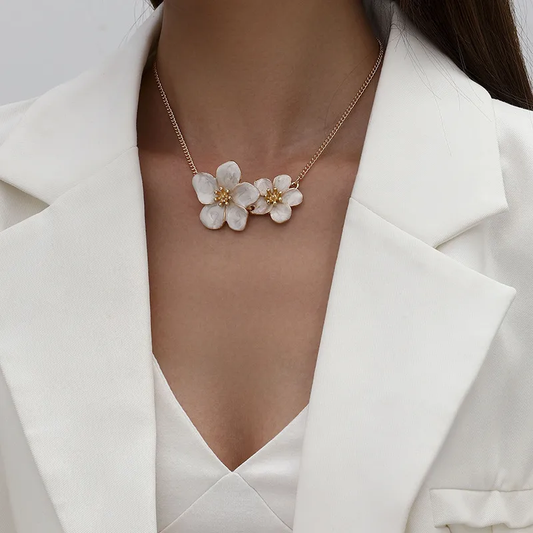 Collier Fleurs FELICITA en alliage de zinc