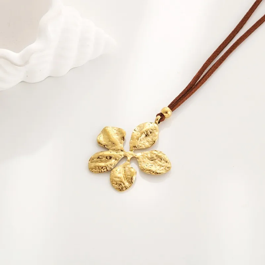 Collier Fleur style bohème HOYA en acier inoxydable et corde velours marron
