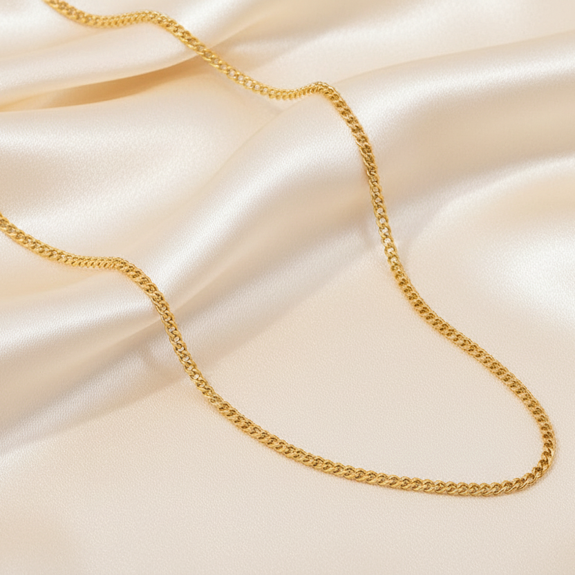 Collier doré en acier inoxydable à chaîne maille gourmette de largeur 3mm et longueur 60 cm, style bohème