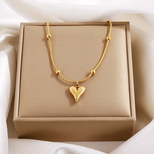 Collier Pendentif Coeur SANAA  – Acier chirurgical doré