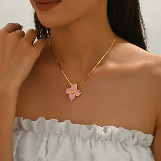 Collier FIDJI en acier inoxydable Fleur rose