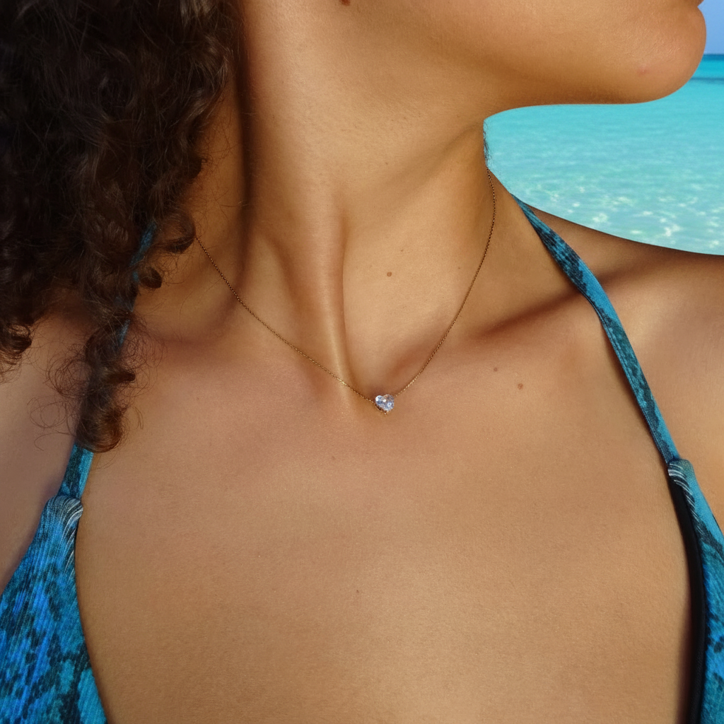 Collier cœur zircon blanc et chaîne fine bambou en acier doré – modèle KENZA