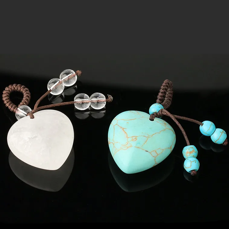 Collier pendentif cœur en pierre naturelle cristal de roche ou turquoise, style bohème – Swann Bijoux en Guadeloupe
