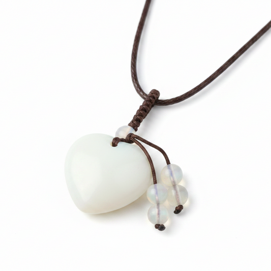 Collier pendentif cœur en opale naturelle – Swann Bijoux en Guadeloupe
