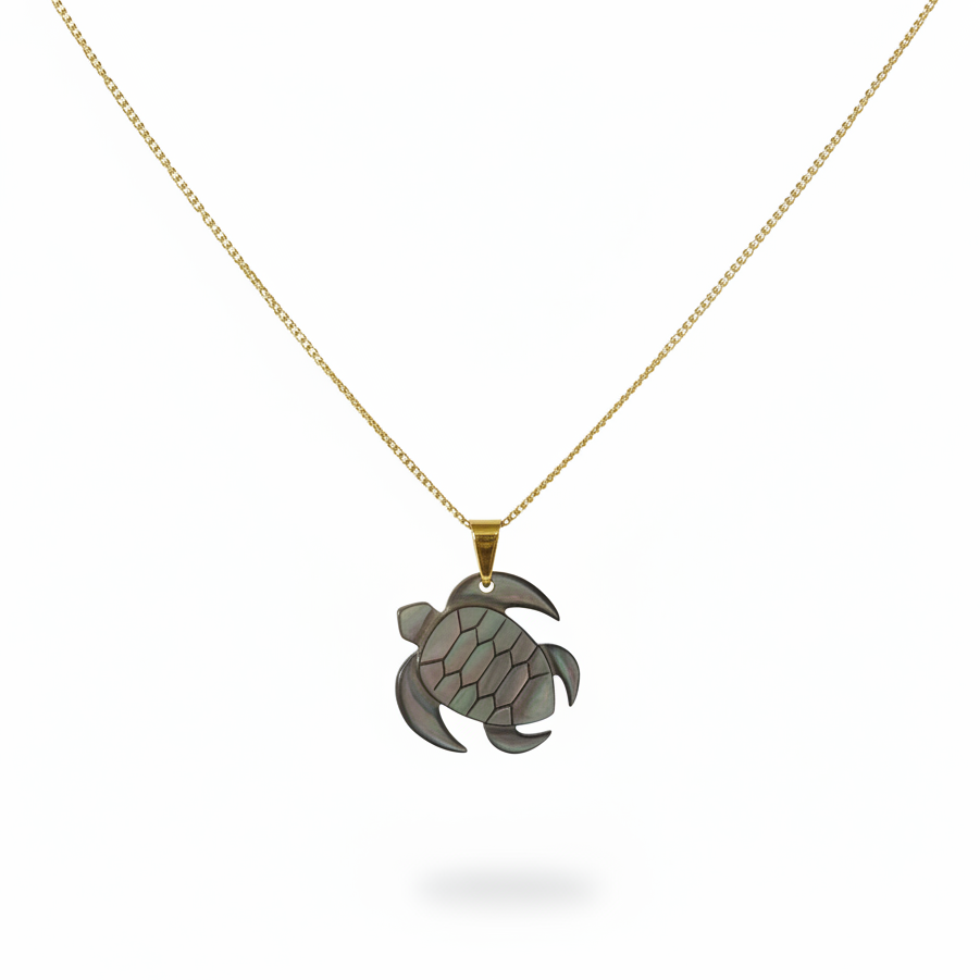 Collier en inox 316L doré à chaîne maille gourmette et pendentif tortue des îles en nacre grise.