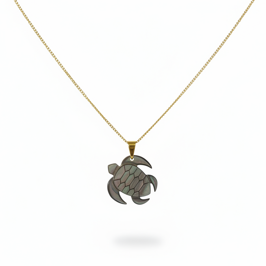 Collier en inox 316L doré à chaîne maille gourmette et pendentif tortue des îles en nacre grise.