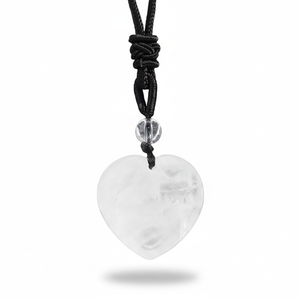 Collier pendentif cœur bombé en cristal de roche naturel – Swann Bijoux en Guadeloupe