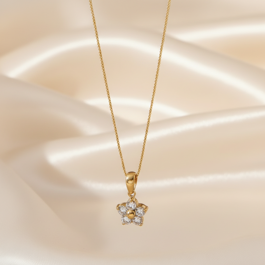 Collier doré femme en acier inoxydable orné d'un pendentif petite fleur 5 pétales en zyrconium blanc, style minimaliste