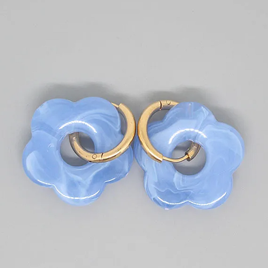 Créoles ISA en acier inoxydable et Fleur acrylique bleu
